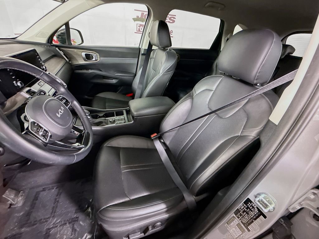 Used 2022 Kia Sorento S AWD/4WD image 27
