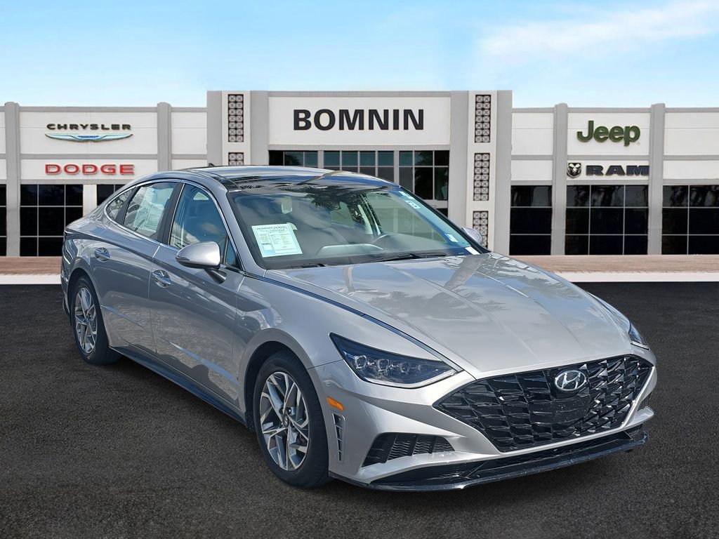 Used 2023 Hyundai Sonata SEL w/ Convenience Package image 2