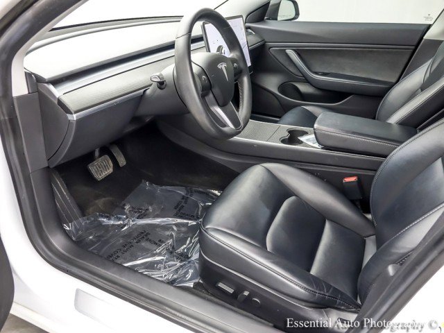 Used 2019 Tesla Model 3 Standard Range Plus image 13