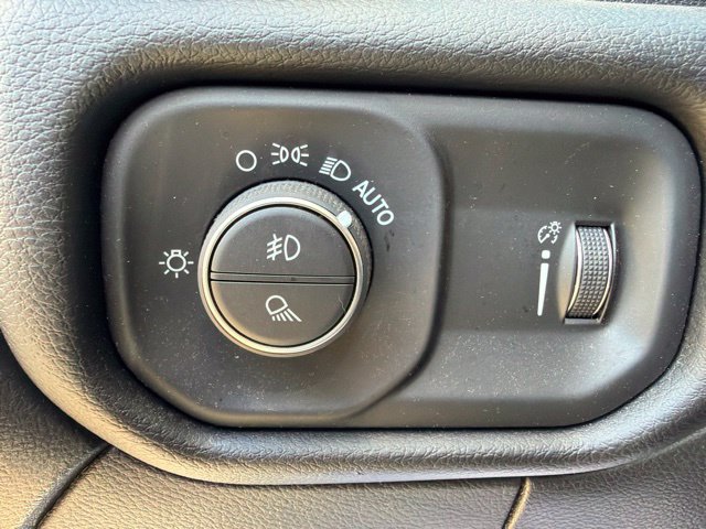 Certified 2026 RAM 2500 Big Horn AWD/4WD image 17