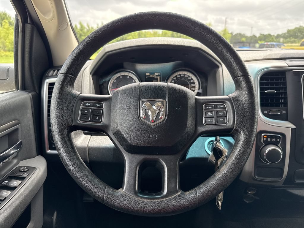 Used 2017 RAM 1500 Classic SLT RWD image 15
