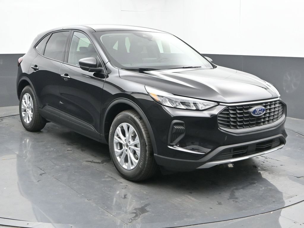 New 2026 Ford Escape Active image 2