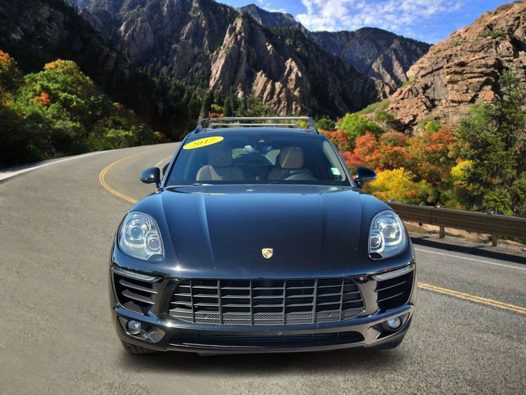 Used 2017 Porsche Macan AWD/4WD image 6