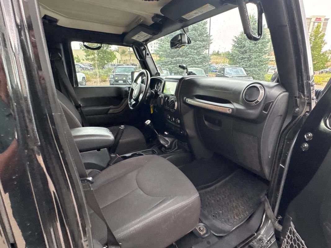 Used 2013 Jeep Wrangler Unlimited Sport AWD/4WD image 17