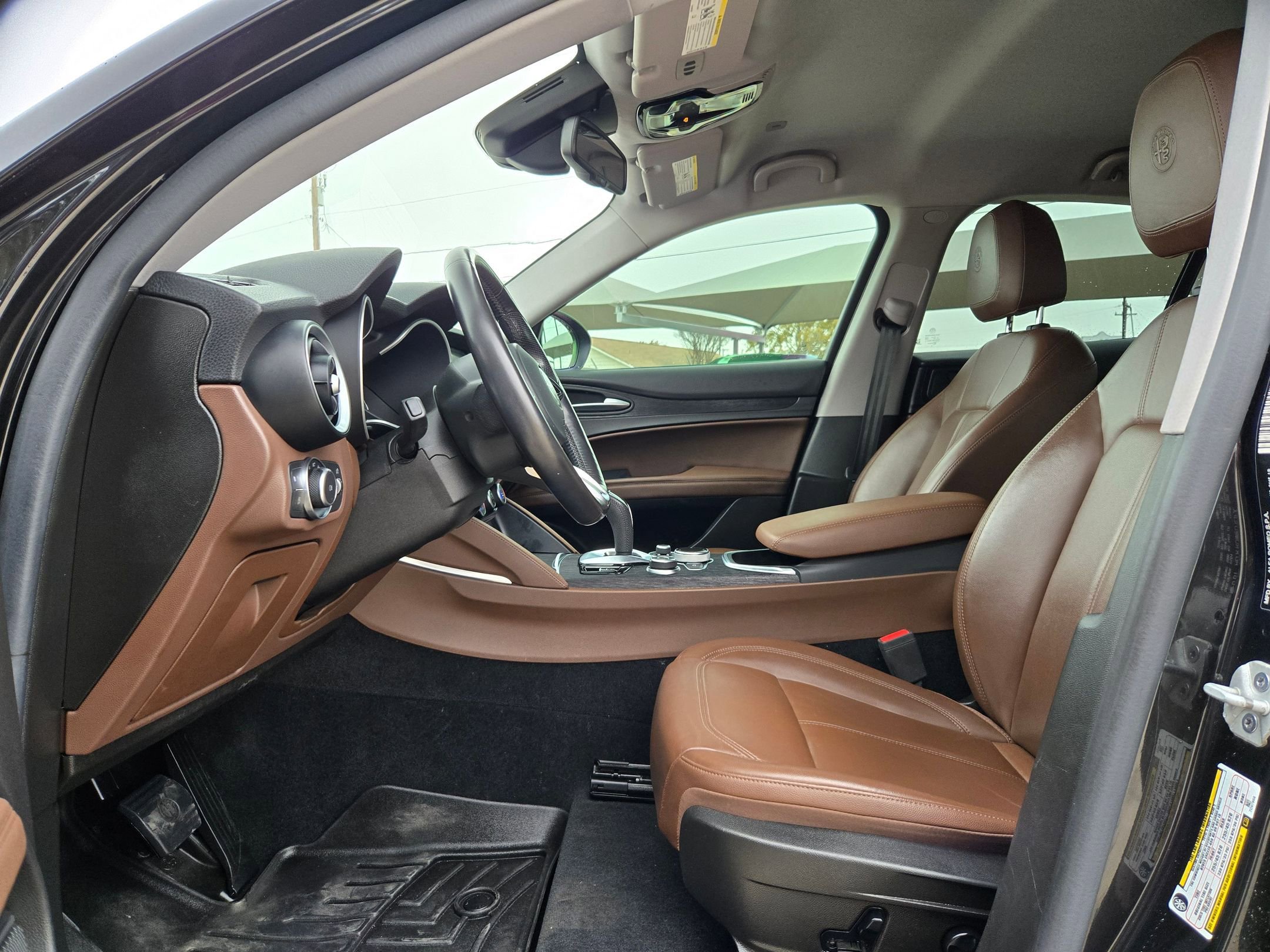 Used 2021 Alfa Romeo Stelvio Sprint w/ Nero Edizione image 9