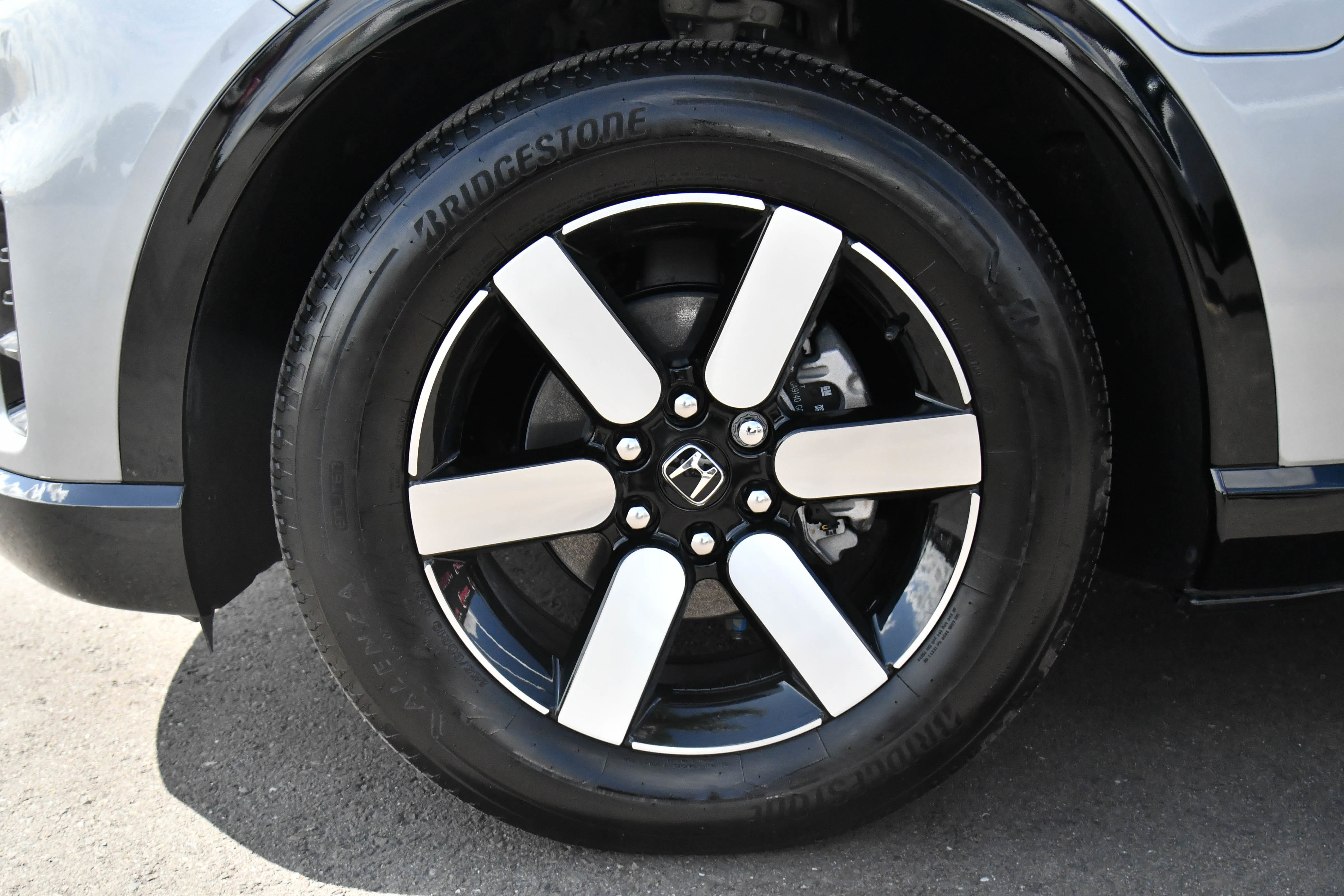 Used 2025 Honda Prologue Touring image 12