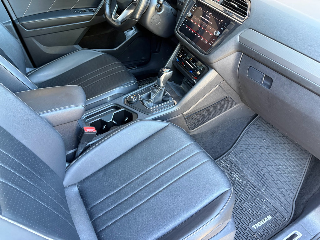Used 2022 Volkswagen Tiguan SE R-Line AWD/4WD image 28