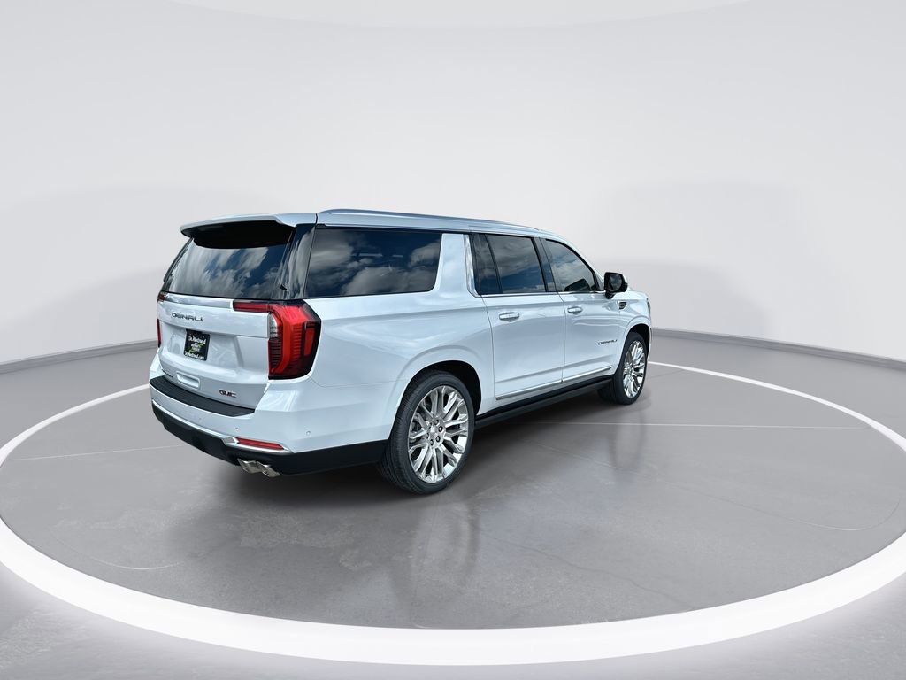 New 2026 GMC Yukon XL Denali w/ Denali Reserve Package image 8