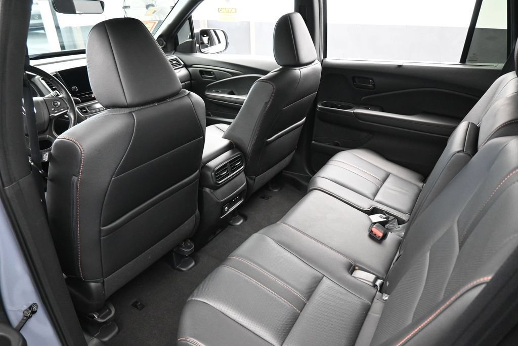 Used 2024 Honda Passport TrailSport image 41