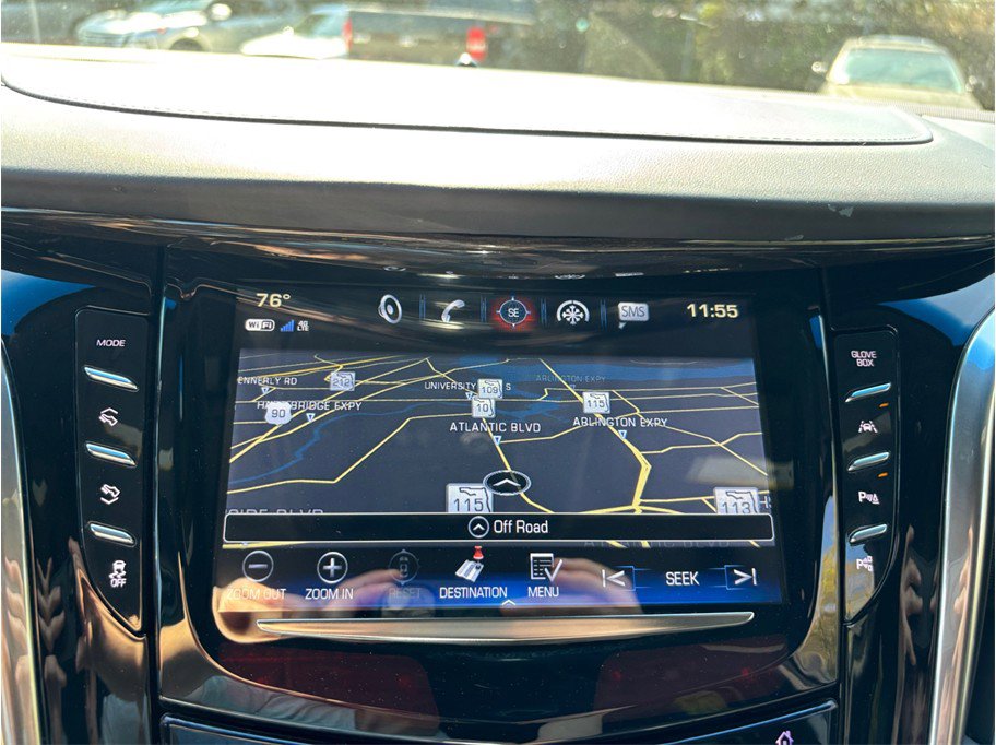 Used 2019 Cadillac Escalade ESV Platinum image 34