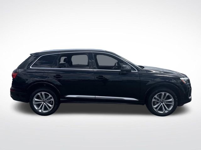 Used 2025 Audi Q7 3.0T Premium Plus AWD/4WD image 9