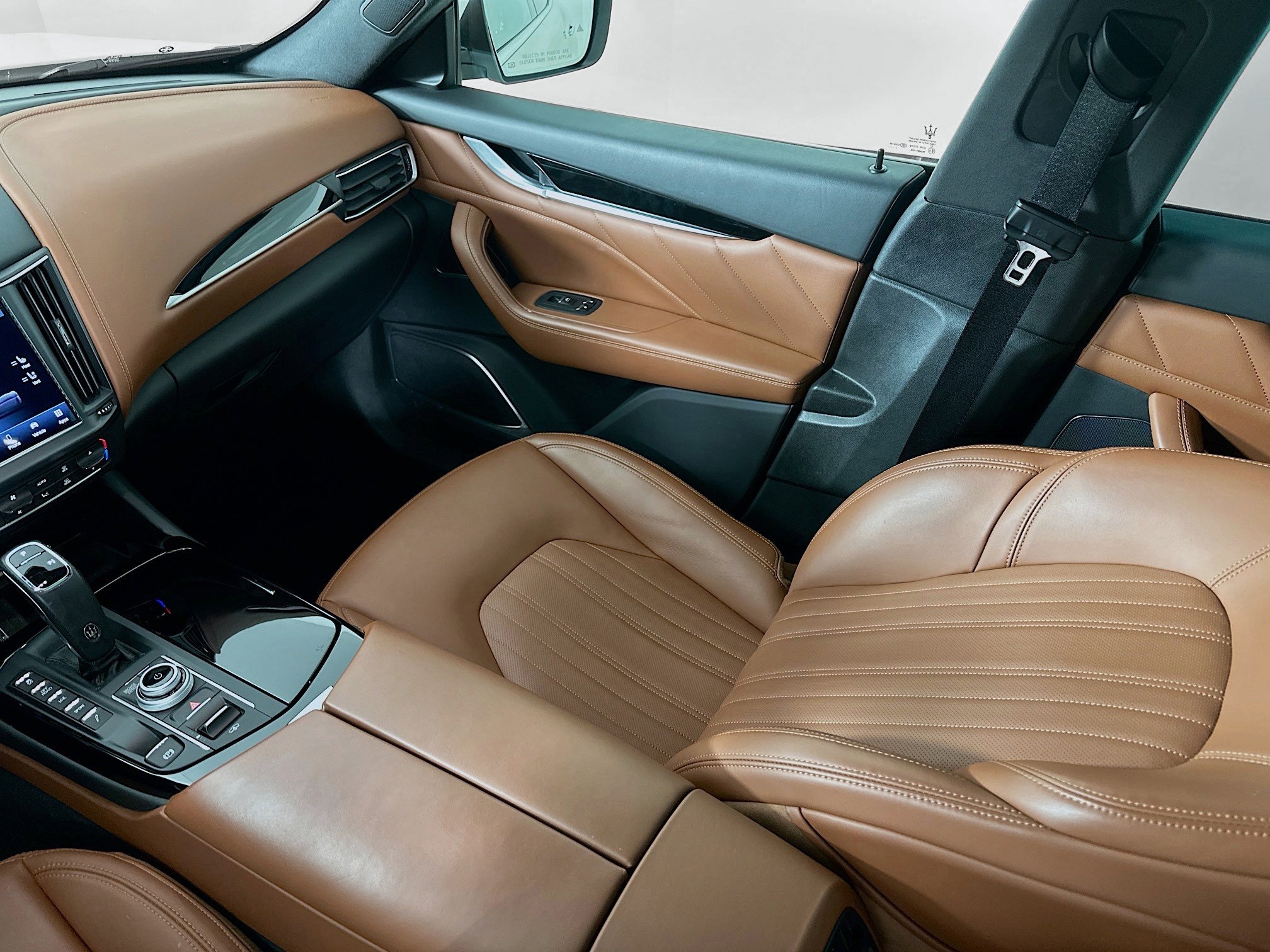 Used 2022 Maserati Levante GT image 21