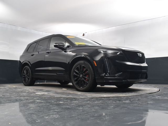 Used 2023 Cadillac XT6 Sport w/ LPO, ONYX Package image 42