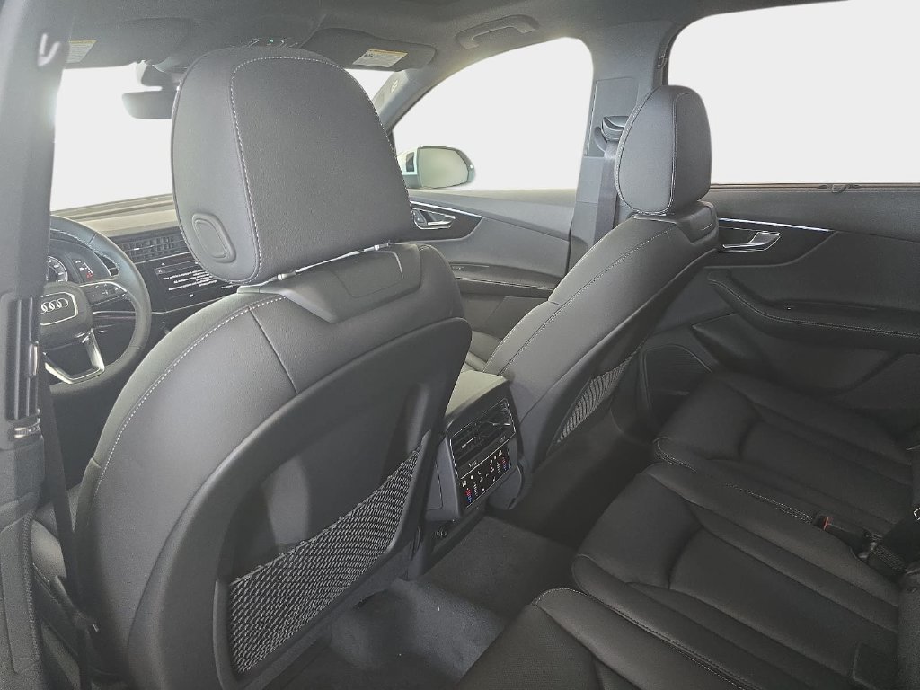 New 2026 Audi Q7 Premium Plus AWD/4WD image 7