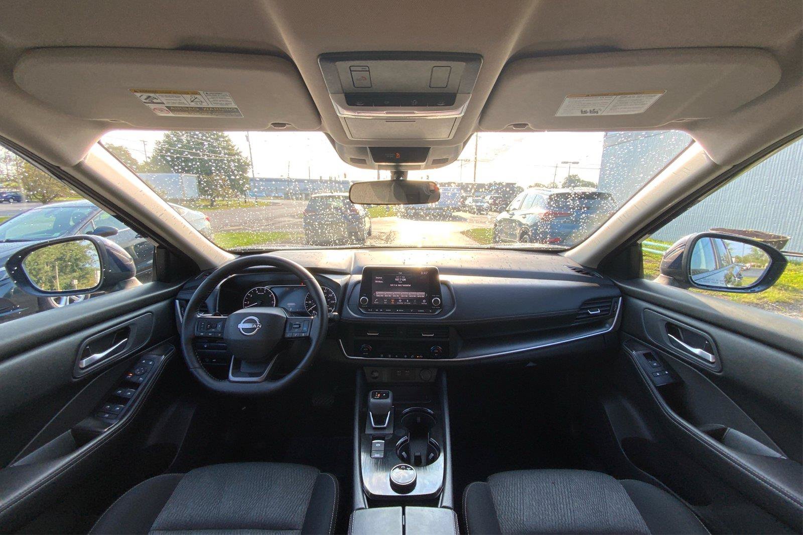 Used 2026 Nissan Rogue SV AWD/4WD image 31