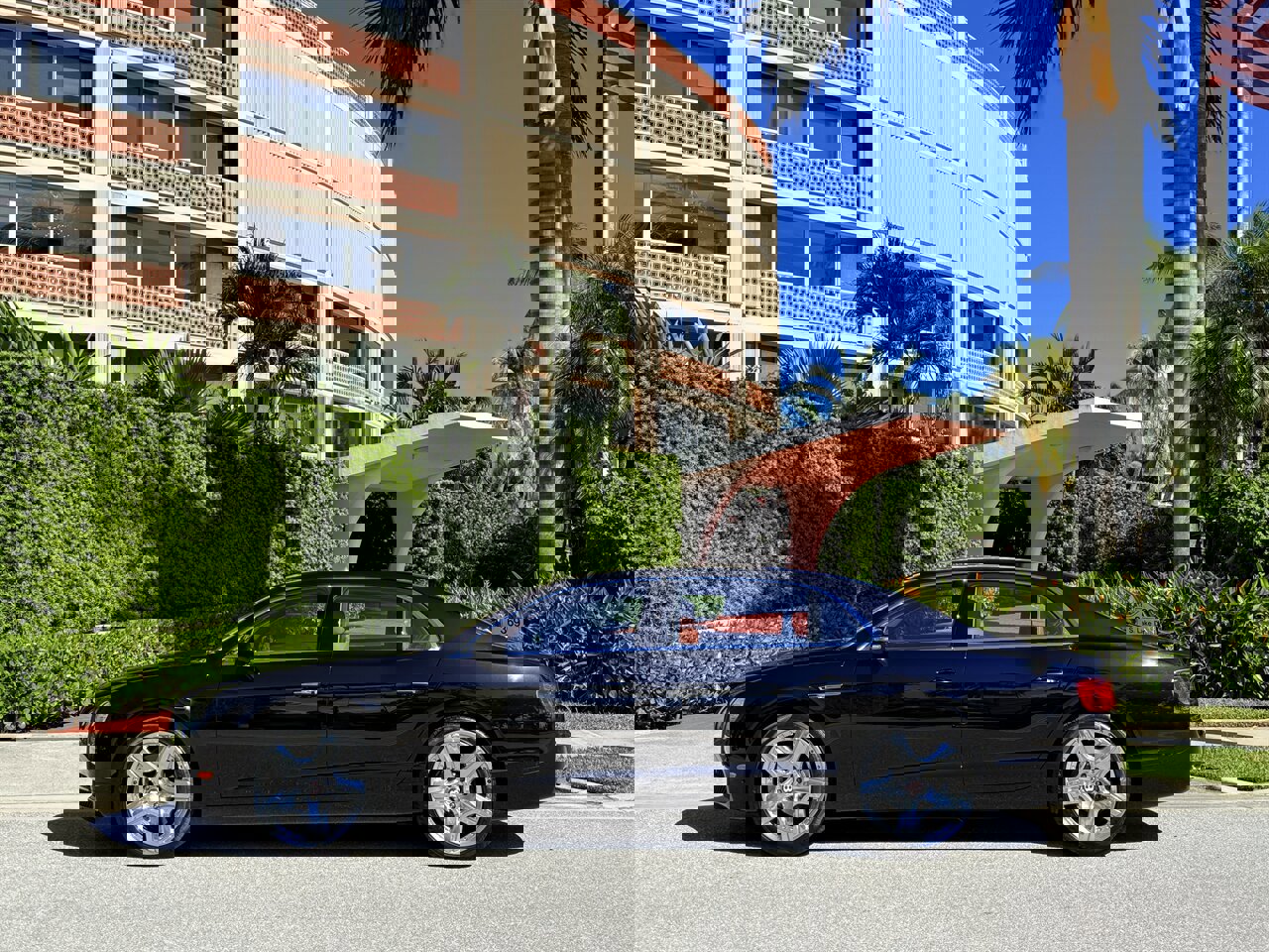 Used 2015 Bentley Flying Spur V8 image 38