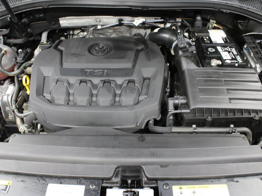 Used 2024 Volkswagen Tiguan SEL R-Line w/ MDO Package, Two-Row AWD/4WD image 31