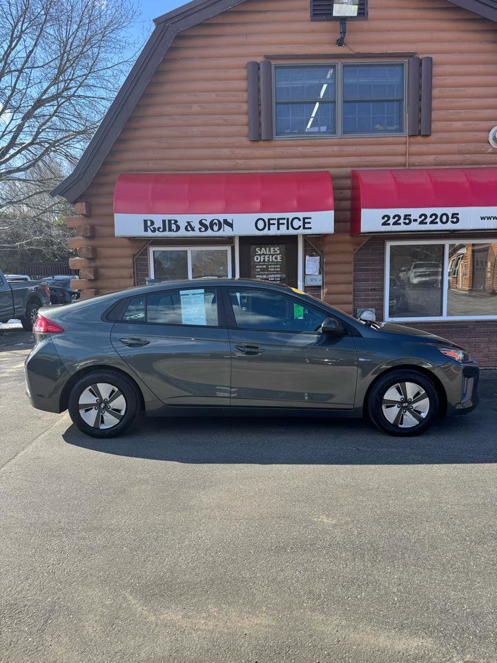 Used 2020 Hyundai Ioniq Blue image 2