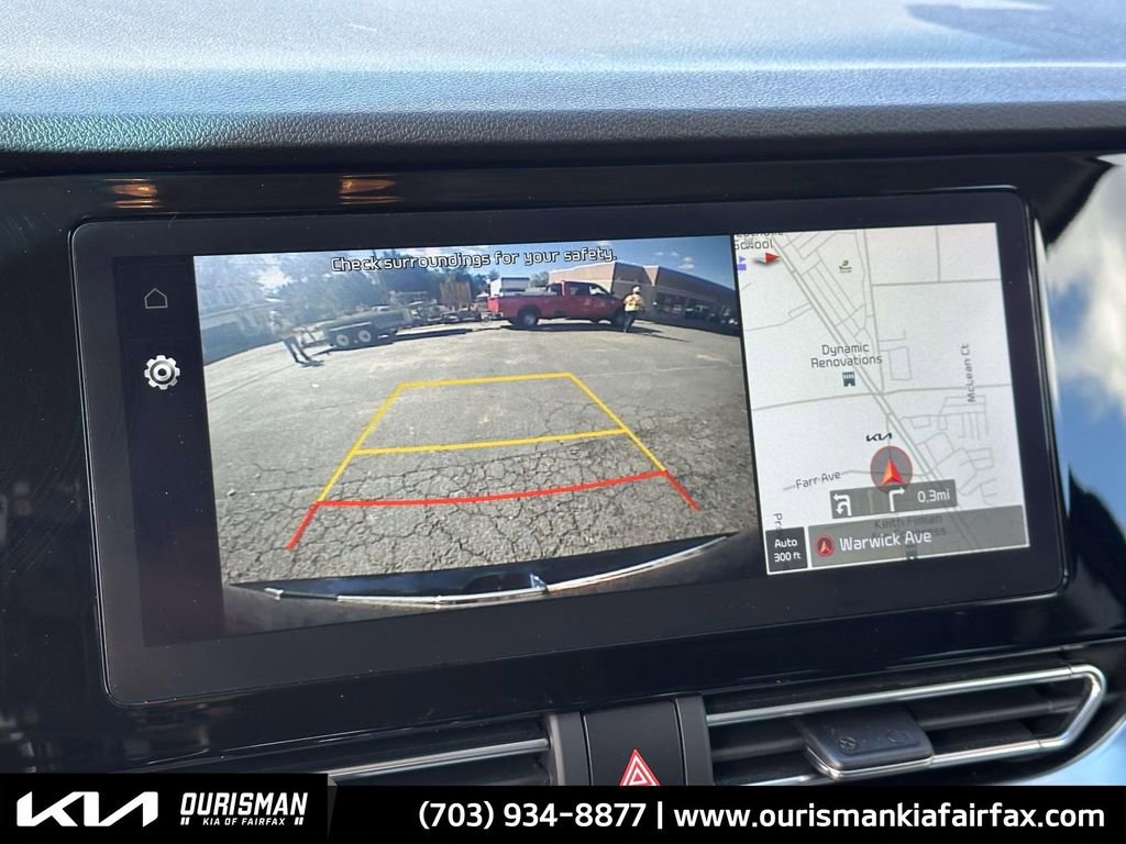 Used 2022 Kia Niro EX w/ Cold Weather Package image 5