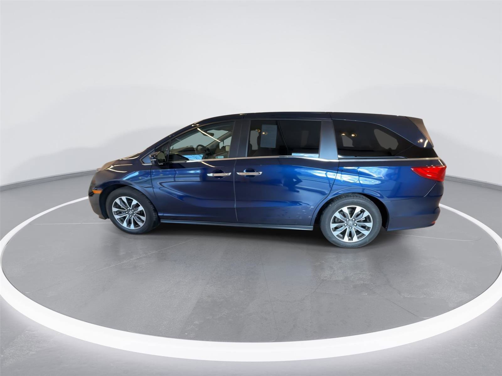 Used 2022 Honda Odyssey EX-L image 5