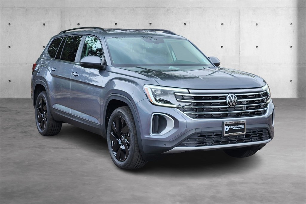 New 2025 Volkswagen Atlas SE image 1