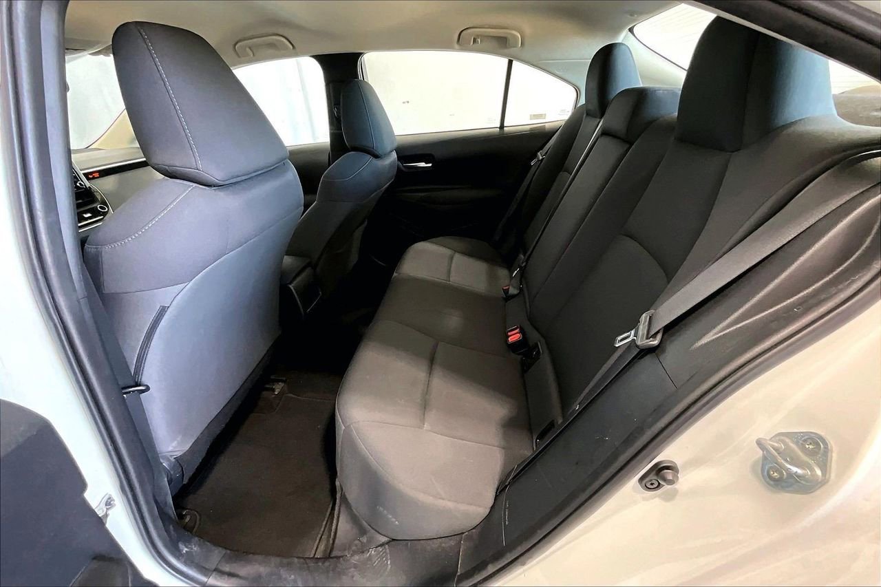 Used 2021 Toyota Corolla LE FWD image 24