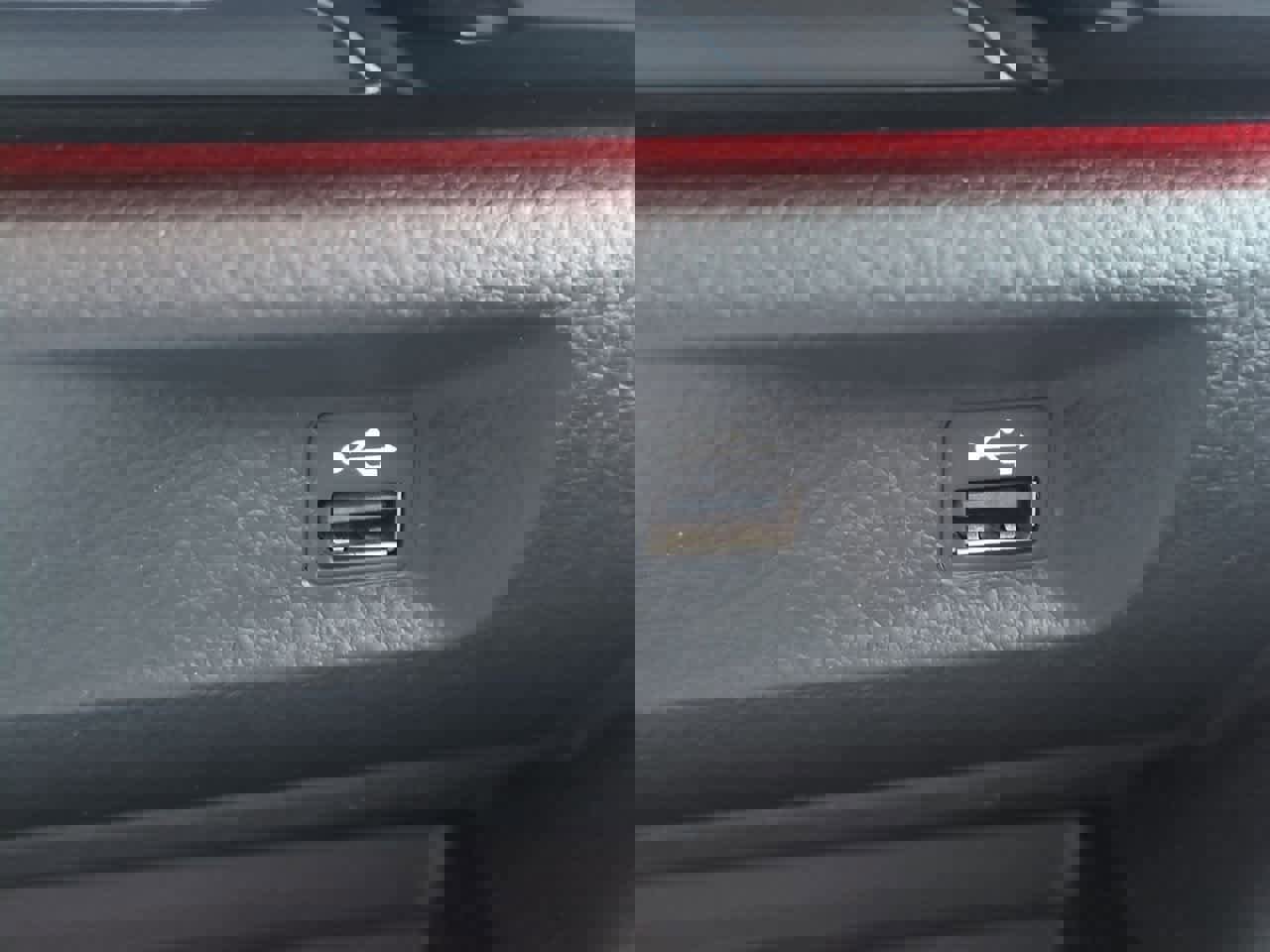 Used 2018 BMW 330e w/ Premium Package image 33