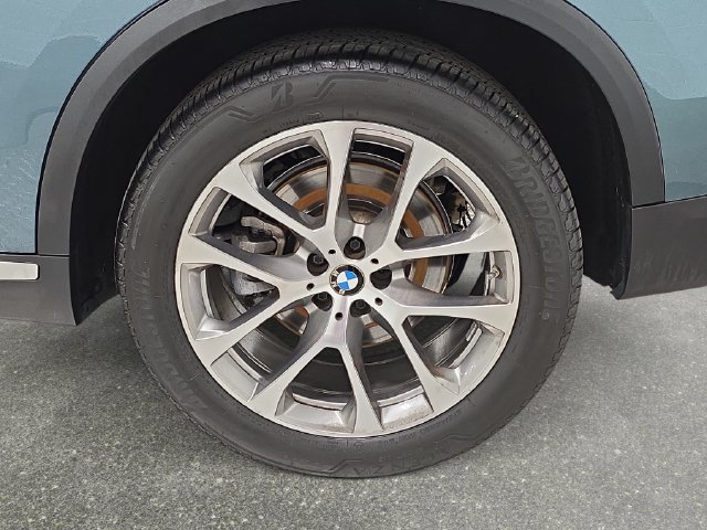 Certified 2024 BMW X5 xDrive40i w/ Premium Package AWD/4WD image 28