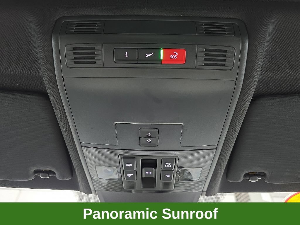 Used 2024 Volkswagen Tiguan SE R-Line AWD/4WD image 41