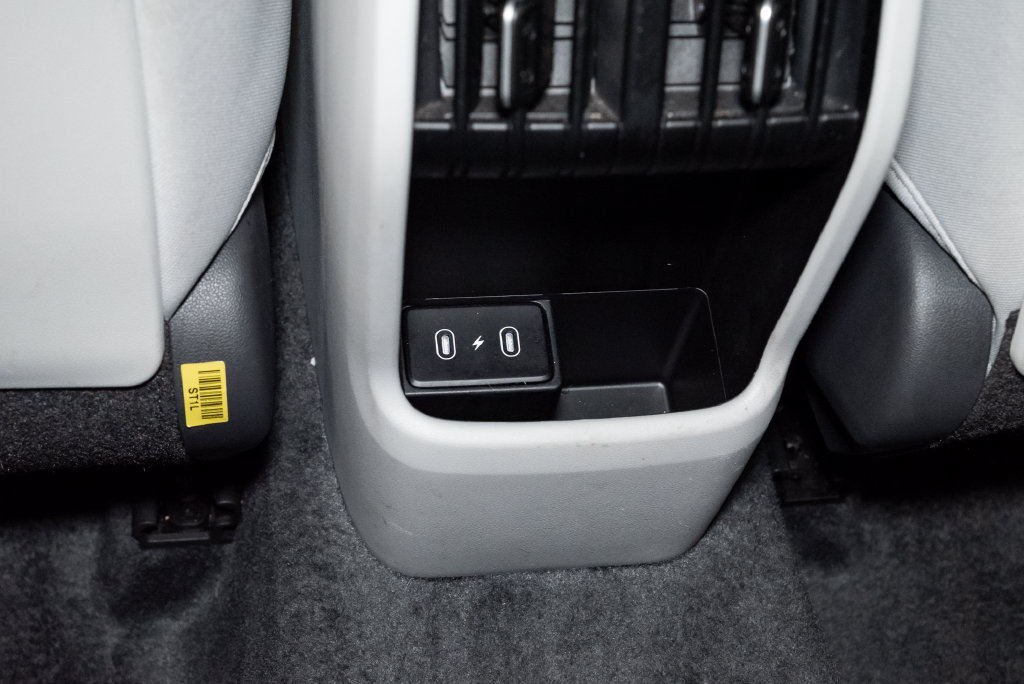 Used 2025 Hyundai Kona SEL FWD image 21