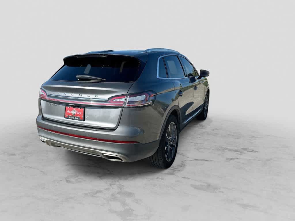 Used 2023 Lincoln Nautilus Reserve FWD image 8
