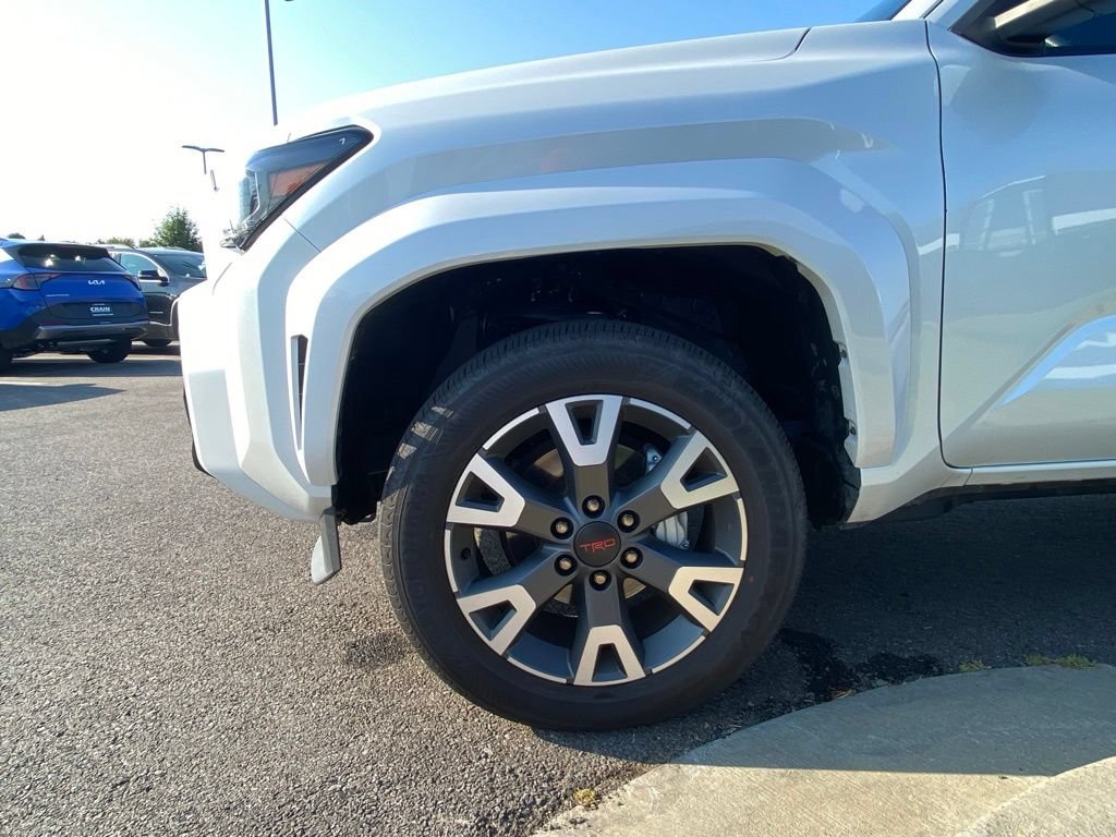 Used 2025 Toyota 4Runner TRD Sport AWD/4WD image 31