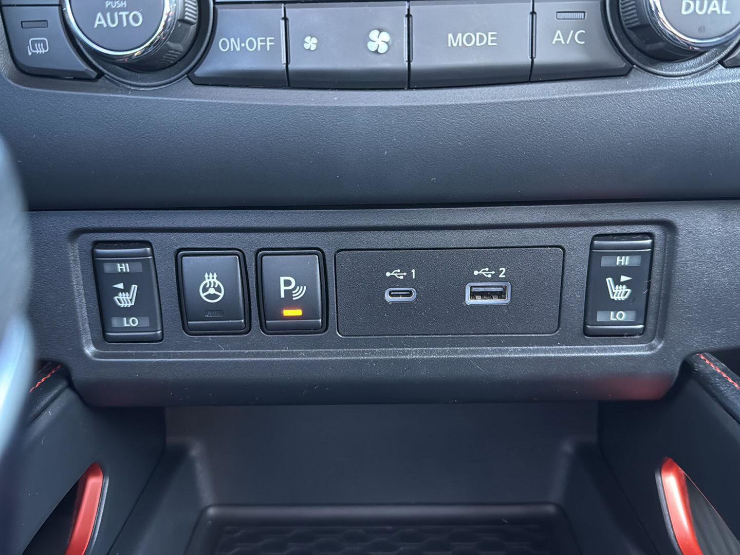 Used 2022 Nissan Frontier PRO-4X image 28