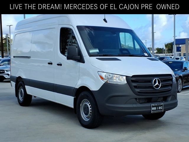 Used 2025 Mercedes-Benz Sprinter 2500 image 17