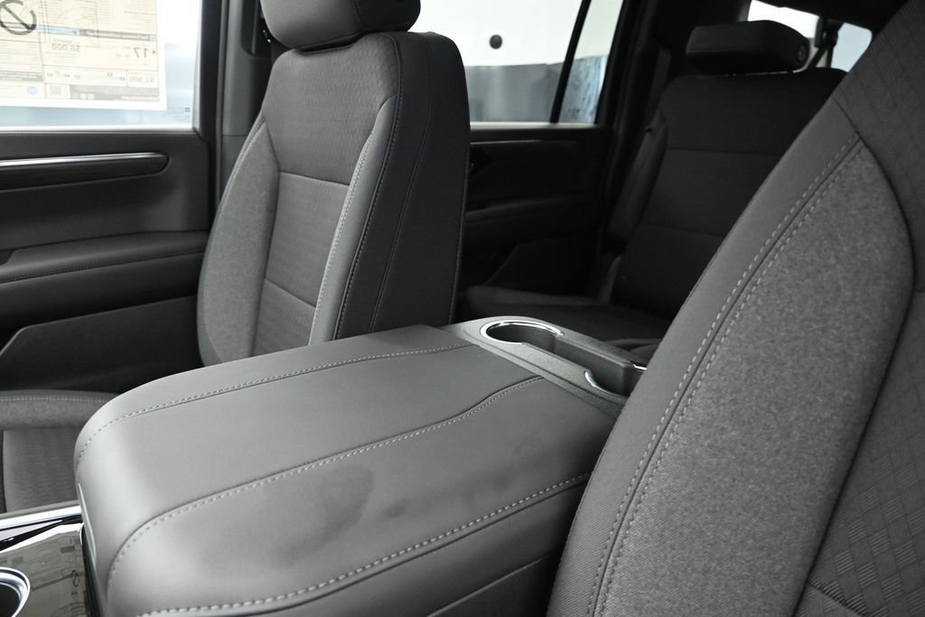 New 2026 Chevrolet Suburban LS RWD image 14