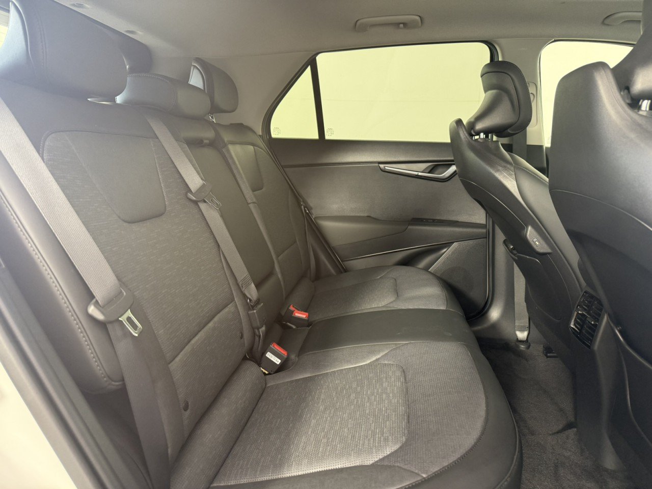 Used 2024 Kia Niro Wave w/ Wave Preserve Package FWD image 14