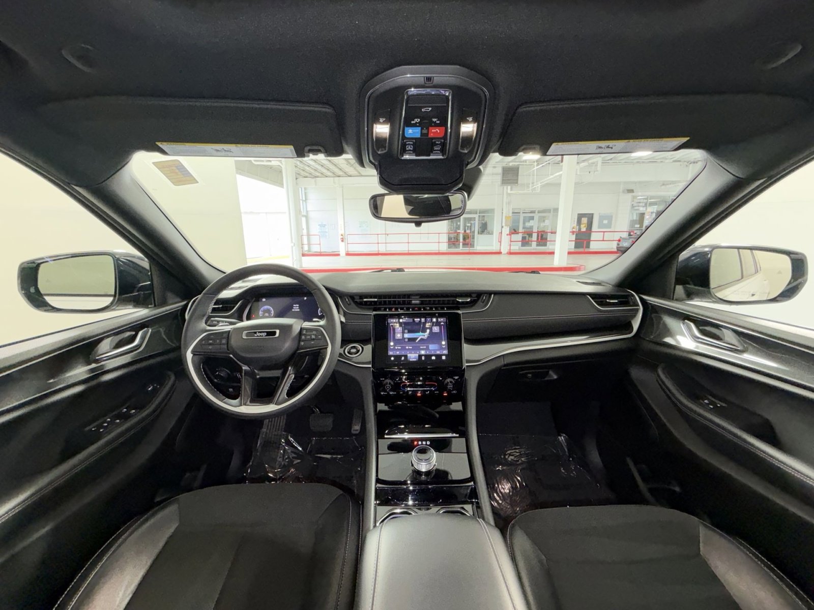 Used 2023 Jeep Grand Cherokee Altitude image 22