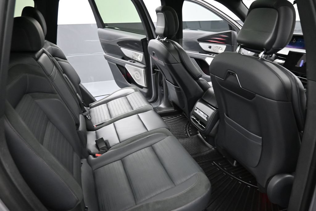 Used 2025 Lincoln Nautilus Reserve AWD/4WD image 24