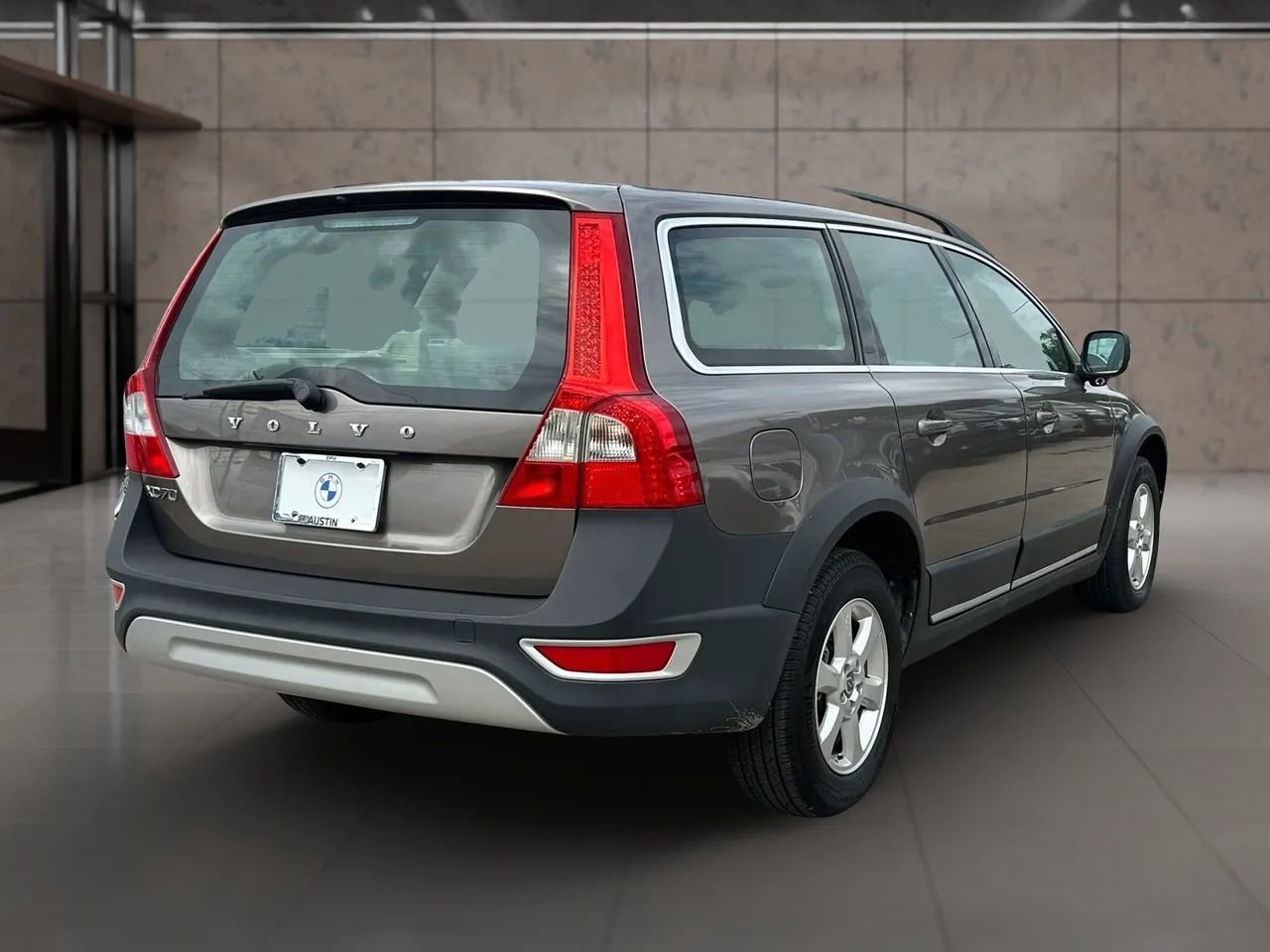 Used 2011 Volvo XC70 3.2 FWD image 3