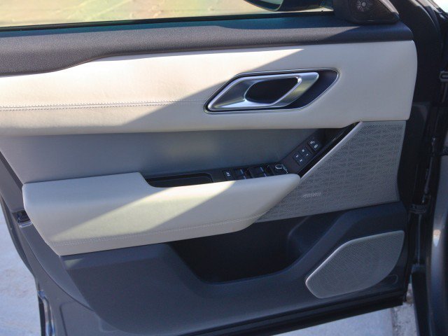 Used 2019 Land Rover Range Rover Velar R-Dynamic HSE AWD/4WD image 12