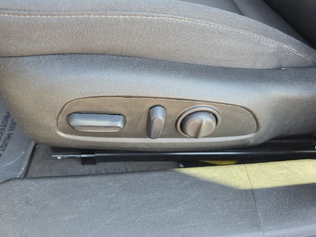 Used 2025 Chevrolet Malibu LT FWD image 22