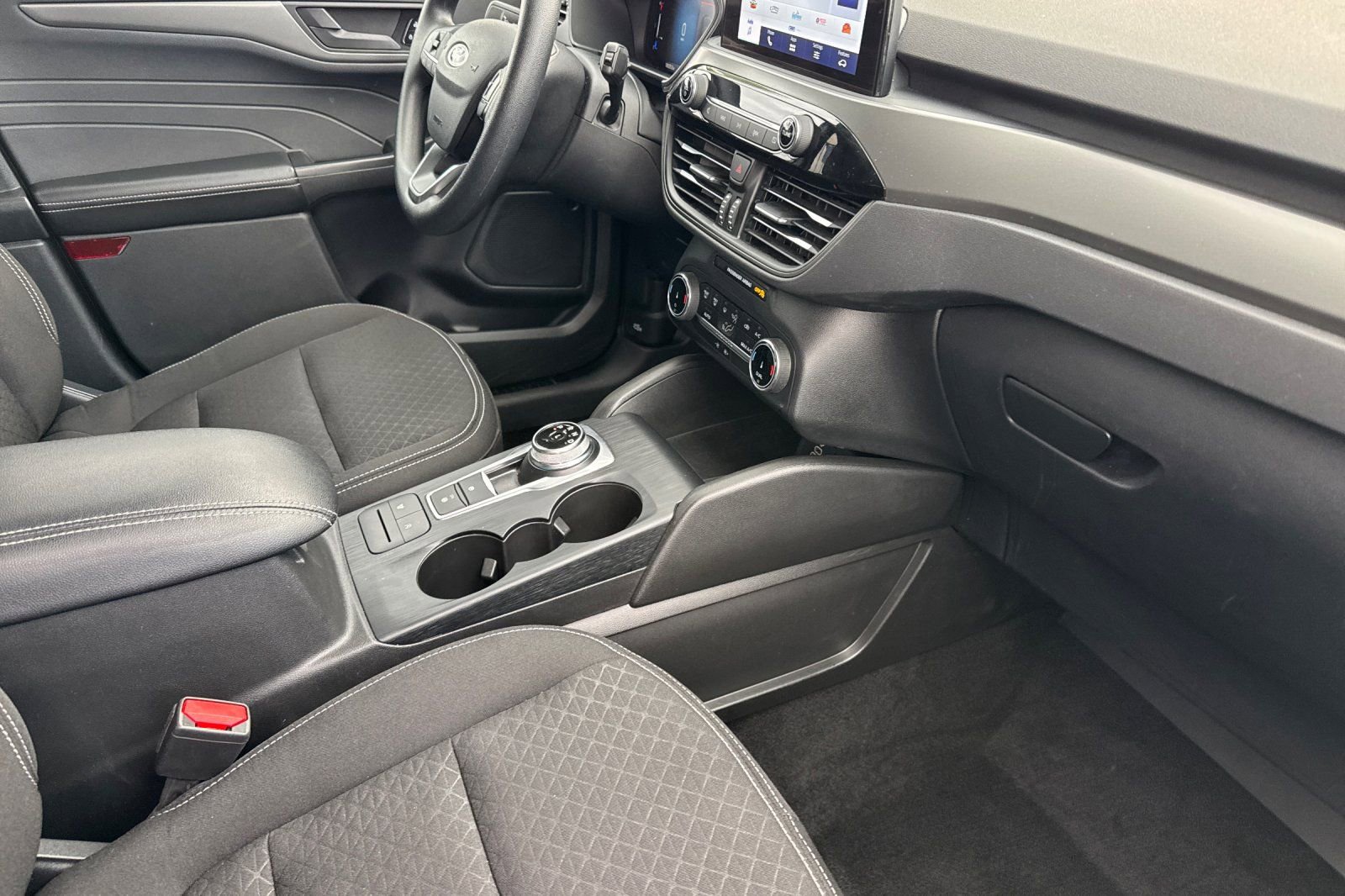 Used 2025 Ford Escape Active image 17