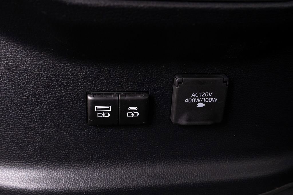 New 2025 Toyota Tundra Platinum w/ TRD Off-Road Package image 40