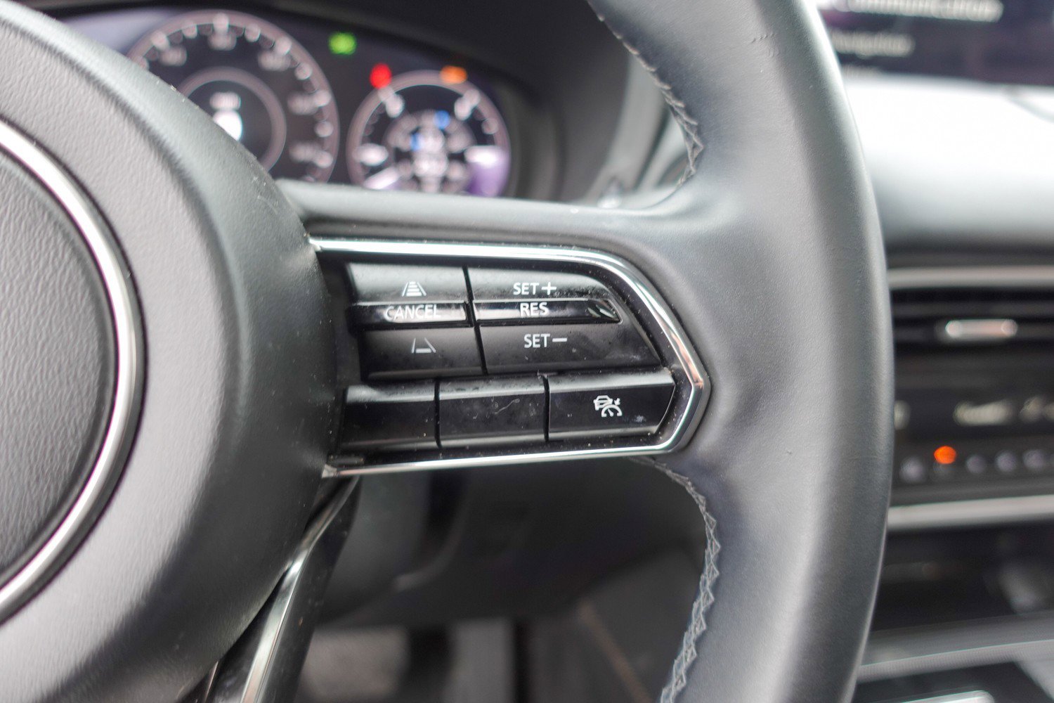 Used 2024 MAZDA CX-90 Plug-In Hybrid w/ Premium Plus image 16