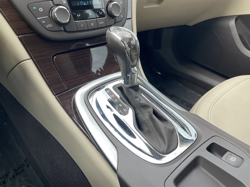 Used 2011 Buick Regal CXL w/ RL3 Preferred Equipment Group FWD image 31