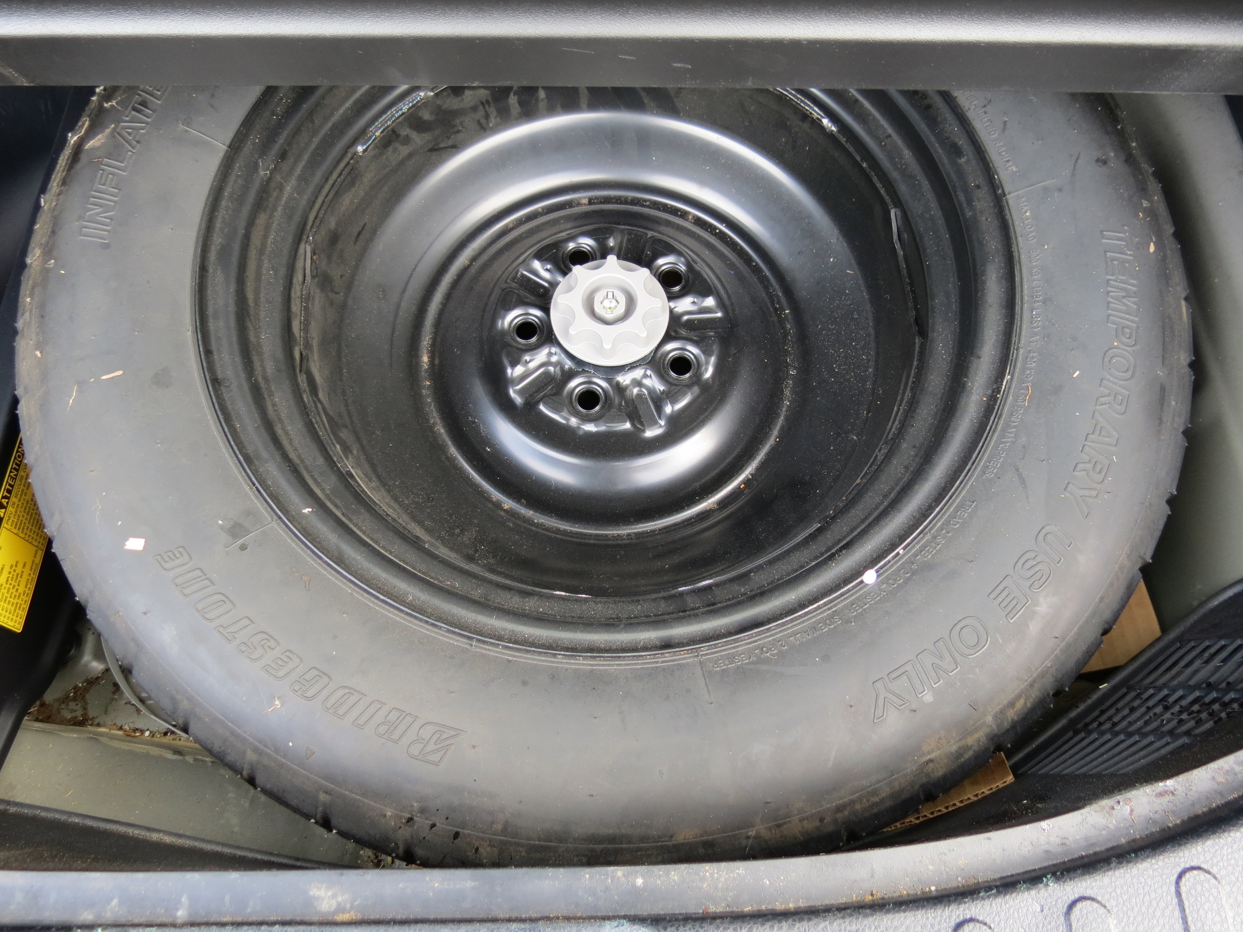 Used 2013 Toyota RAV4 XLE FWD image 33