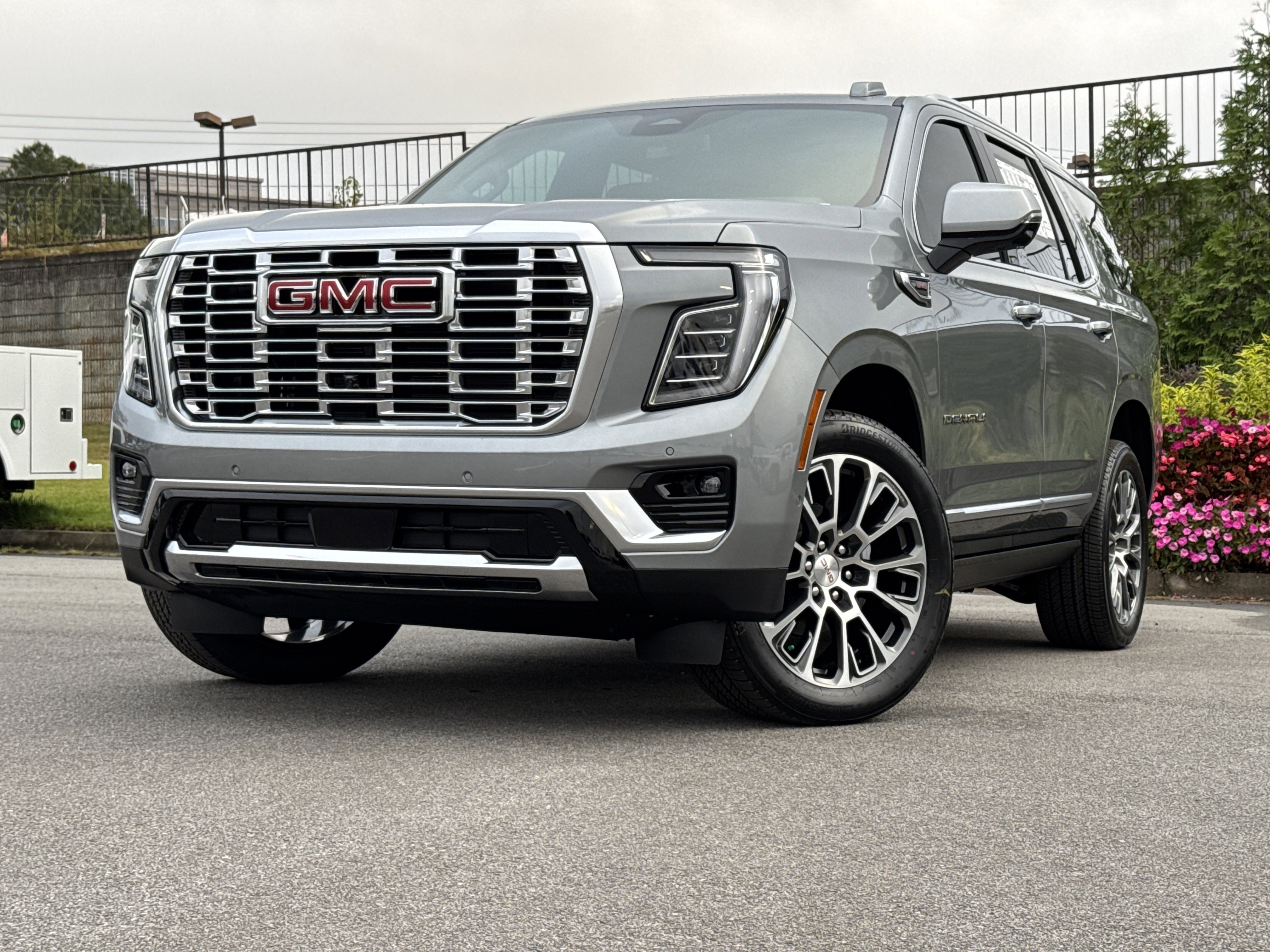 New 2026 GMC Yukon Denali w/ Sun & Power Step Package image 5