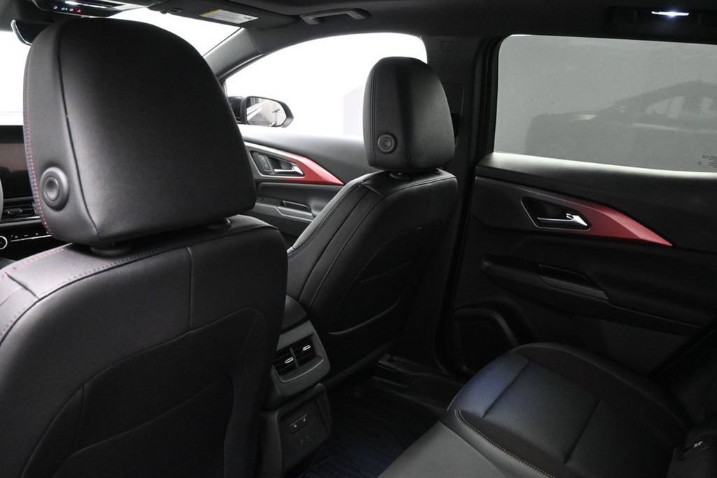 New 2026 Chevrolet Equinox EV RS w/ Convenience Package II FWD image 25
