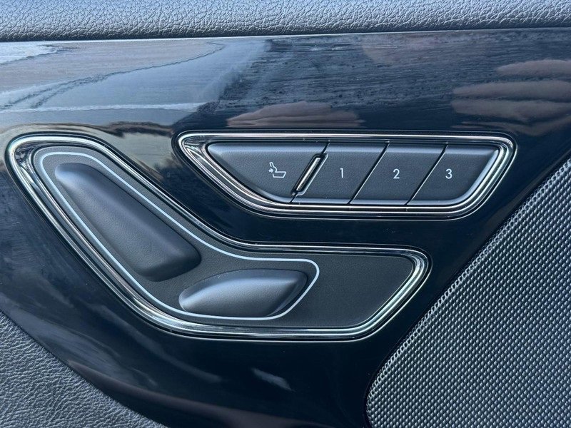 Used 2023 Lincoln Aviator Reserve w/ Class IV Trailer Tow Package image 16