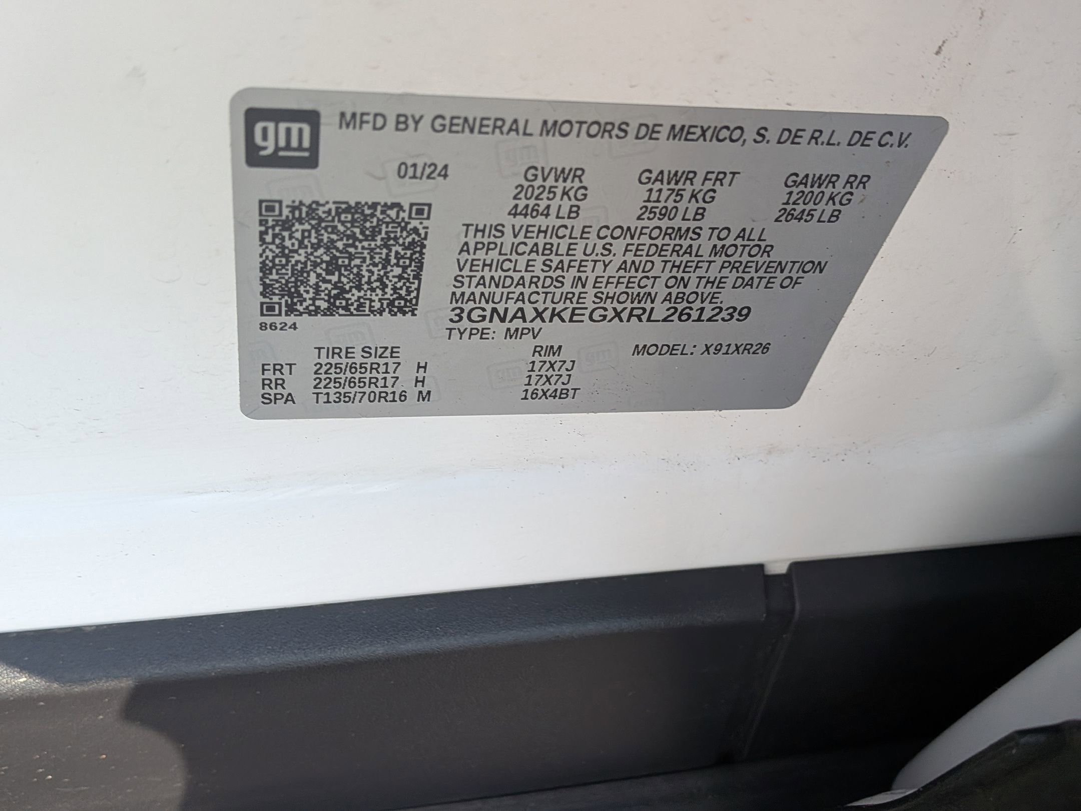 Certified 2024 Chevrolet Equinox LT w/ LPO, Floor Liner Package image 35